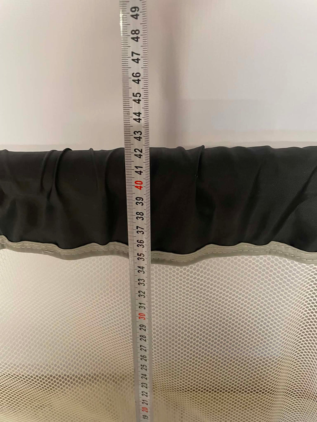 Barierka ochronna do łóżka Safety 1st Portable Bedrail – 106 cm