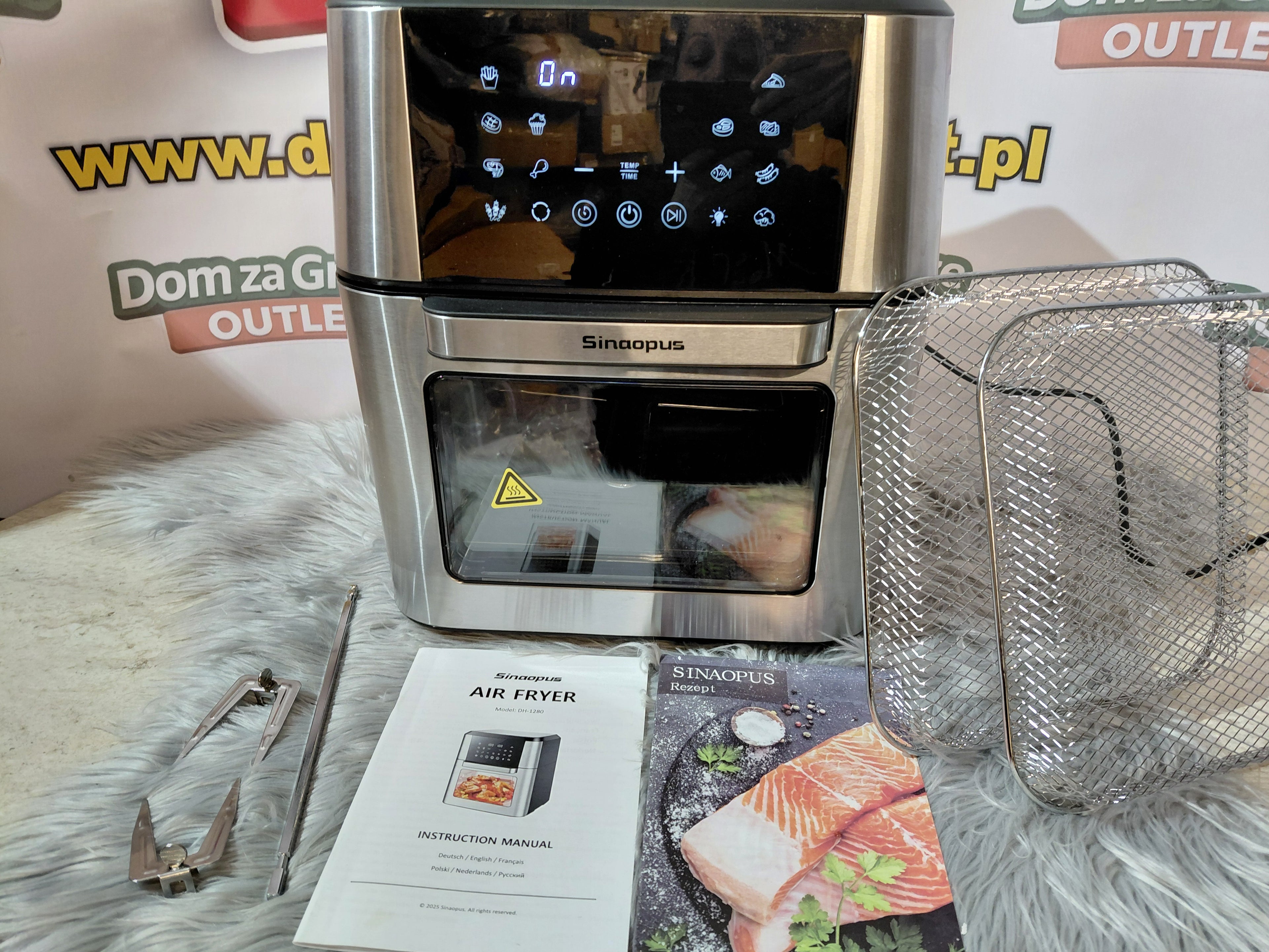 Sinaopus Air Fryer – Oil-Free Fryer with Touchscreen and Rotisserie