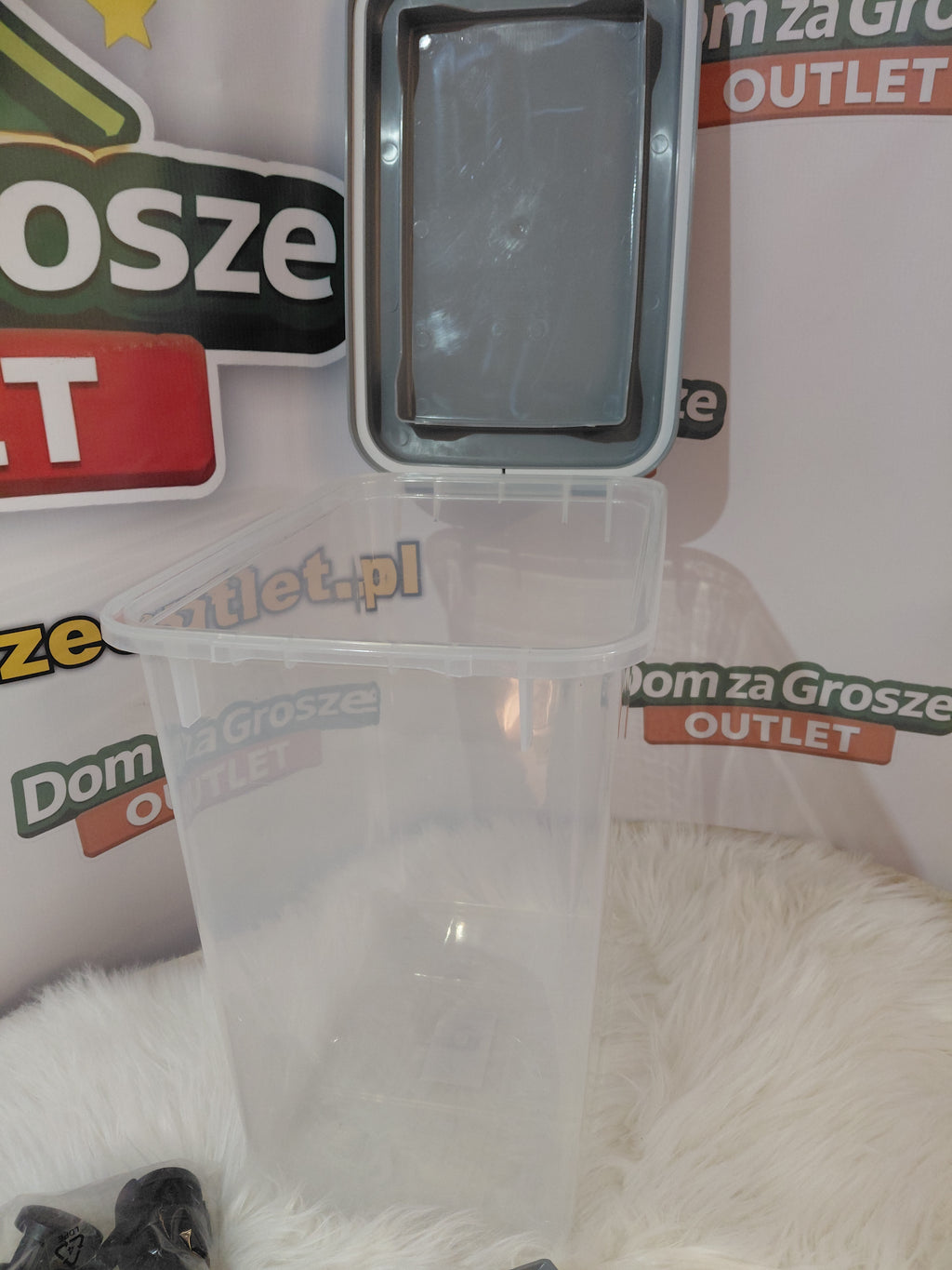 Nobleza Pojemnik na karmę dla psa i kota 20L - szczelny, z miarką i kółkami
