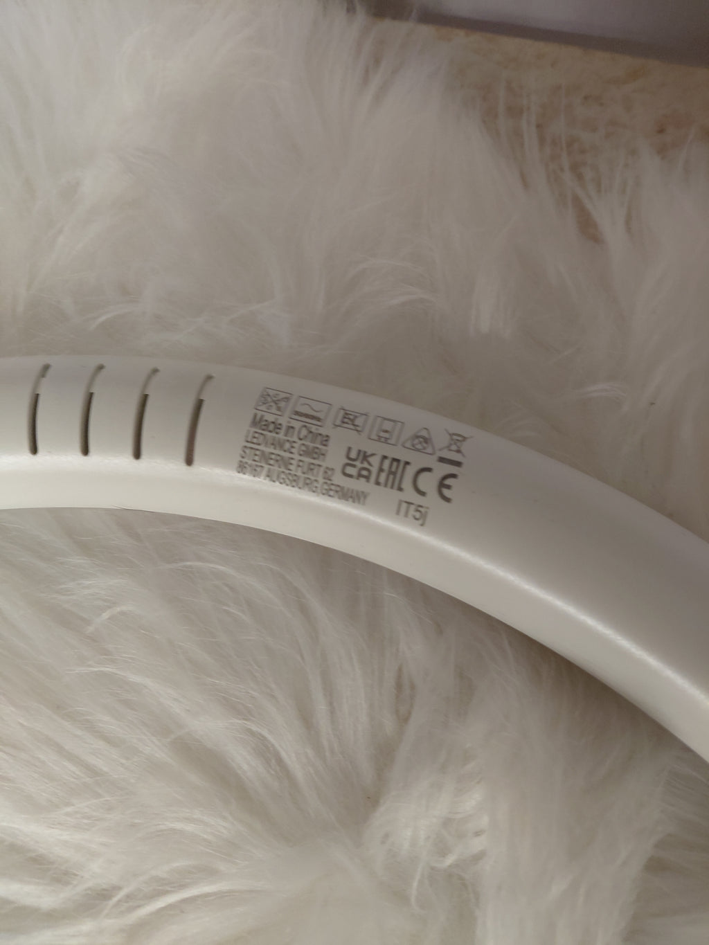 OSRAM LEDVANCE – świetlowka LED okrągła T9 Circular 40W (nowa)