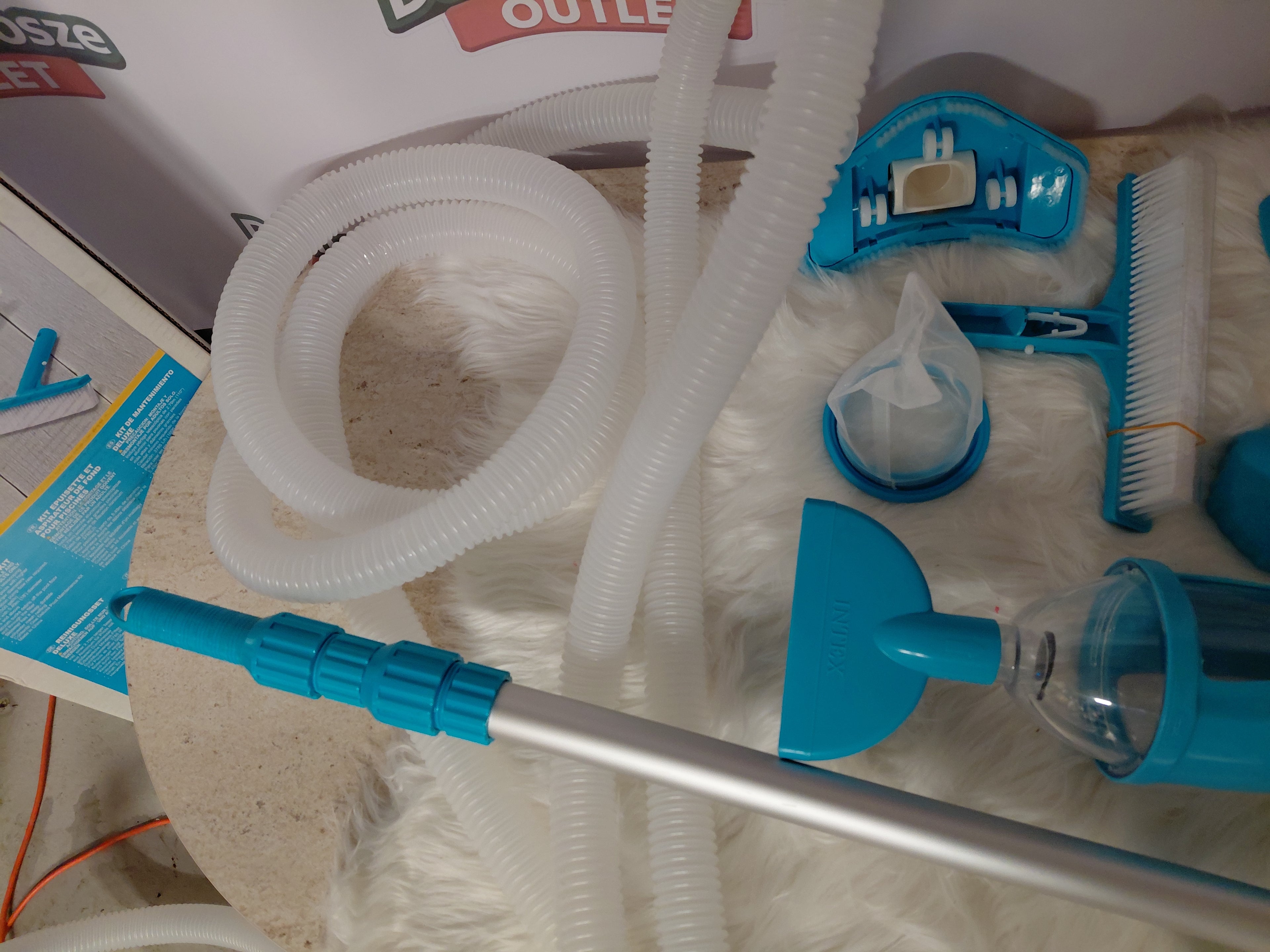 Intex Crystal Clean Pool Cleaner – zestaw do czyszczenia basenu (powystawowy)