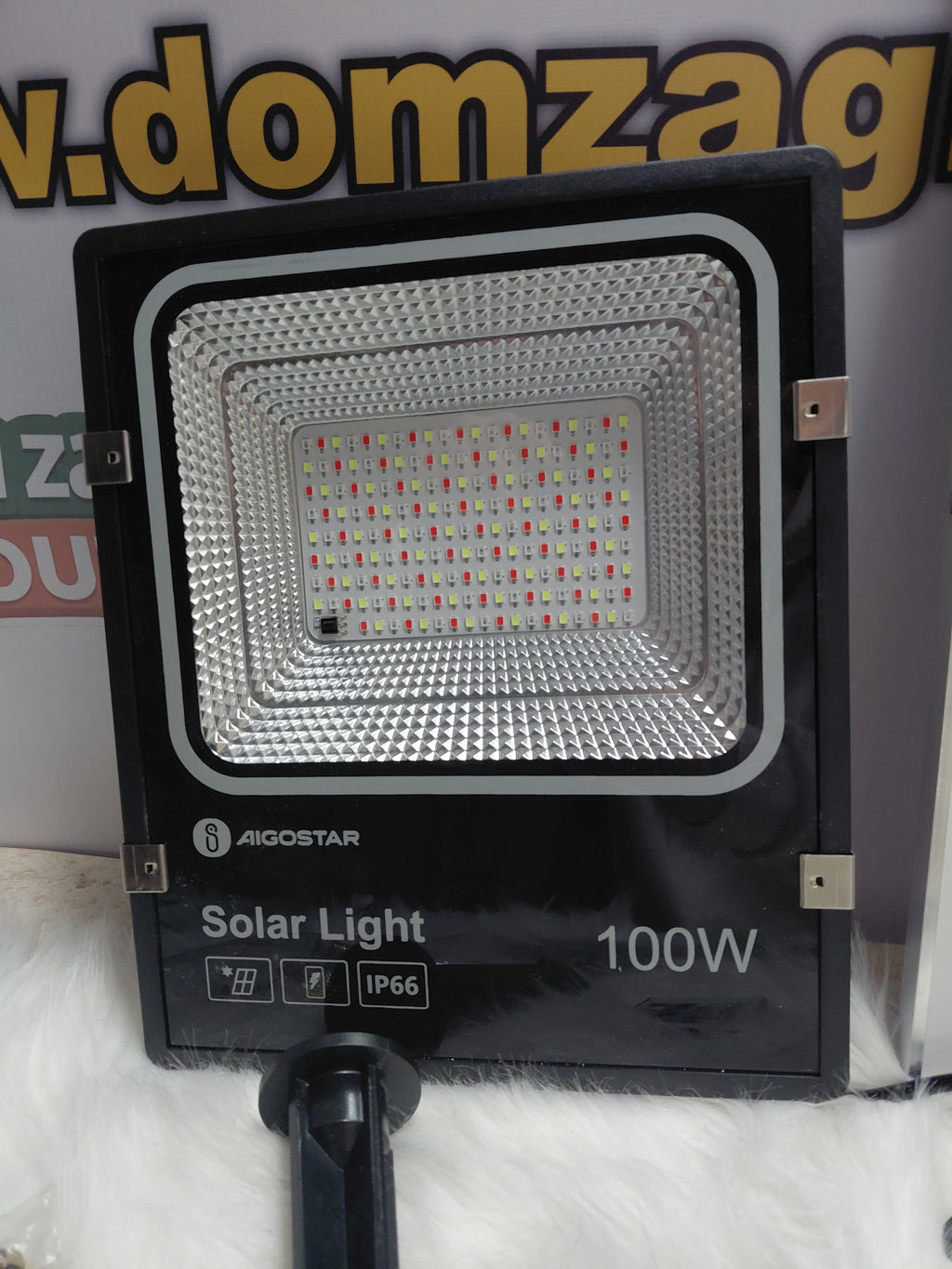 Aigostar 100W RGB Solar Garden Light with Remote Control - Outdoor Lighting IP66