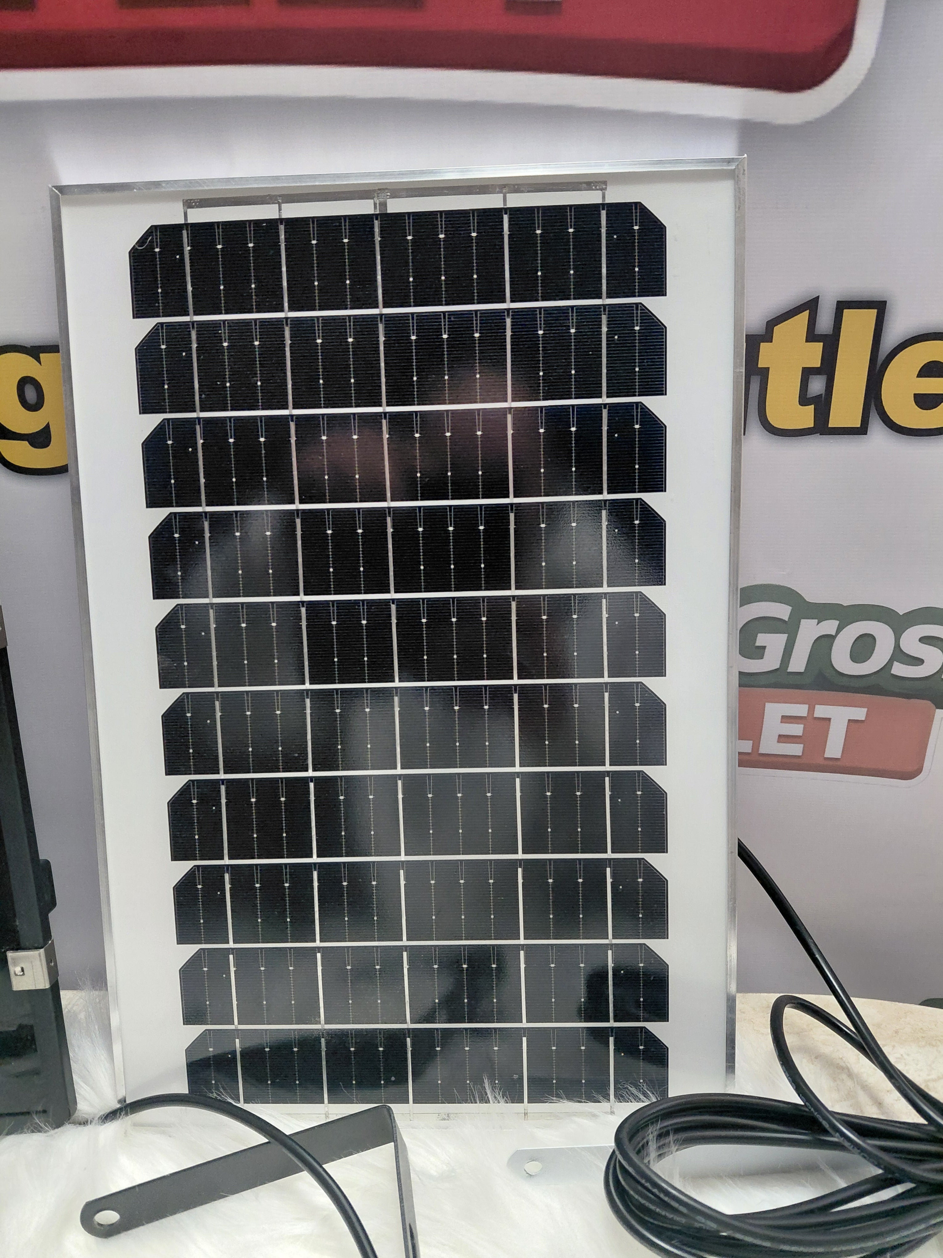 Aigostar 100W RGB Solar Garden Light with Remote Control - Outdoor Lighting IP66