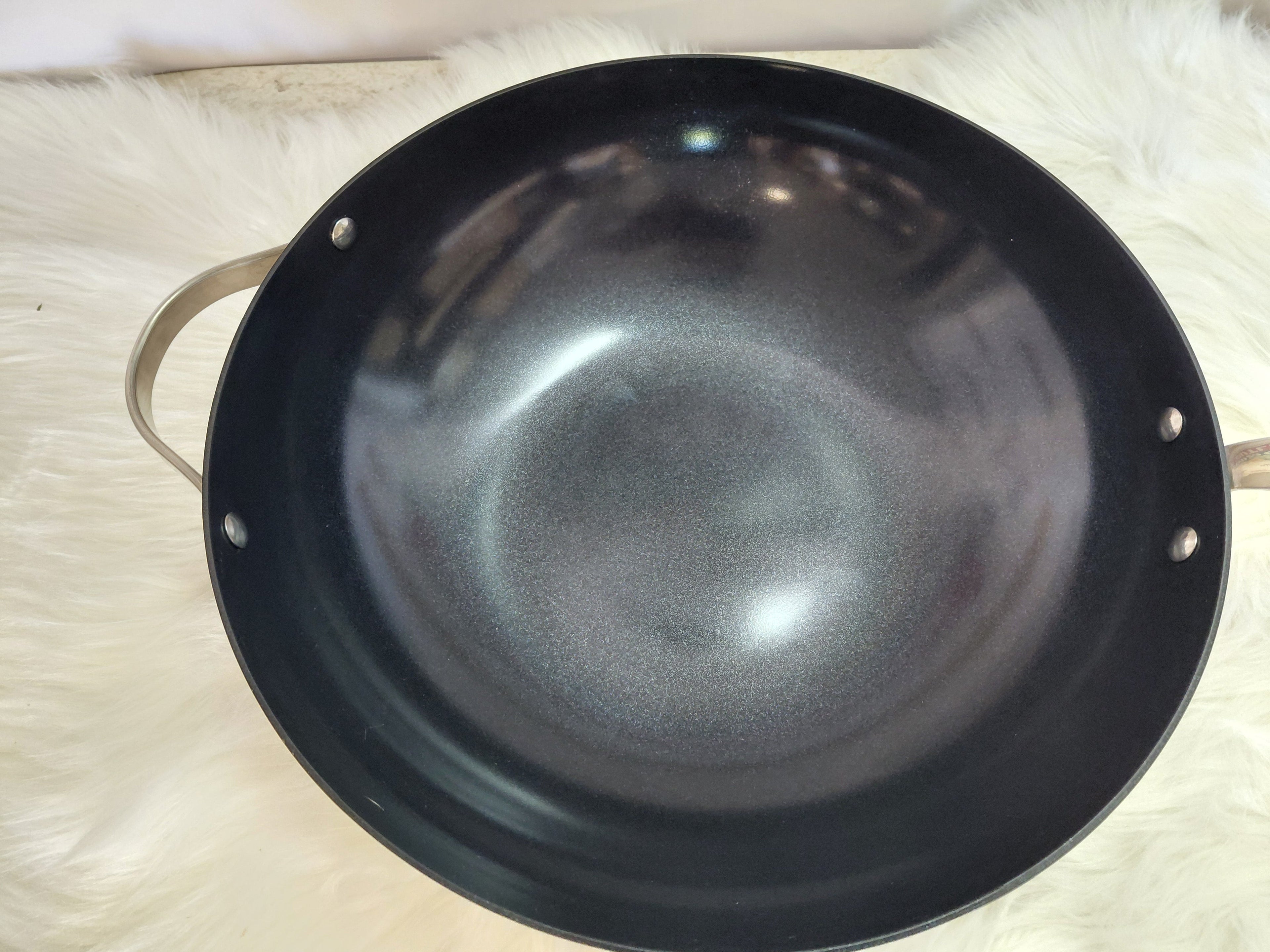 BE Essential steel wok - safe coating, professional home cooking