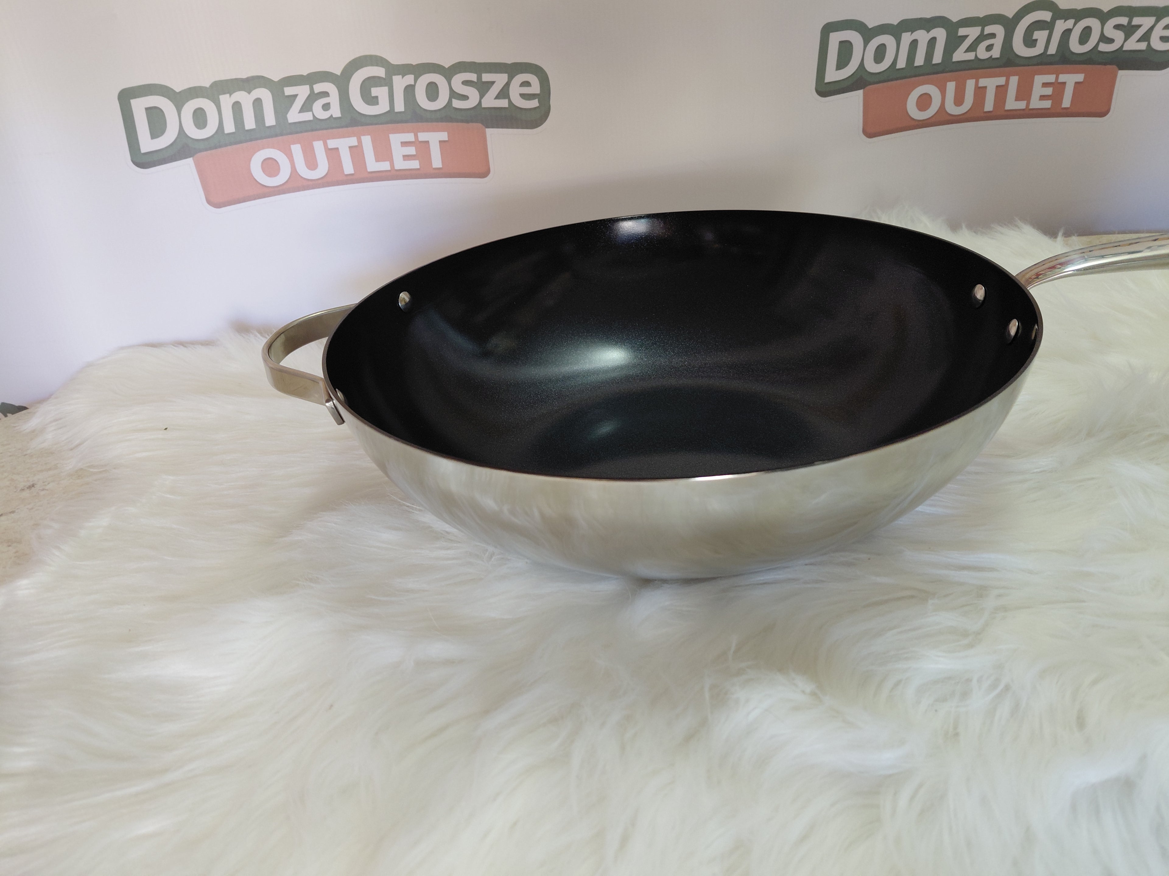 BE Essential steel wok - safe coating, professional home cooking