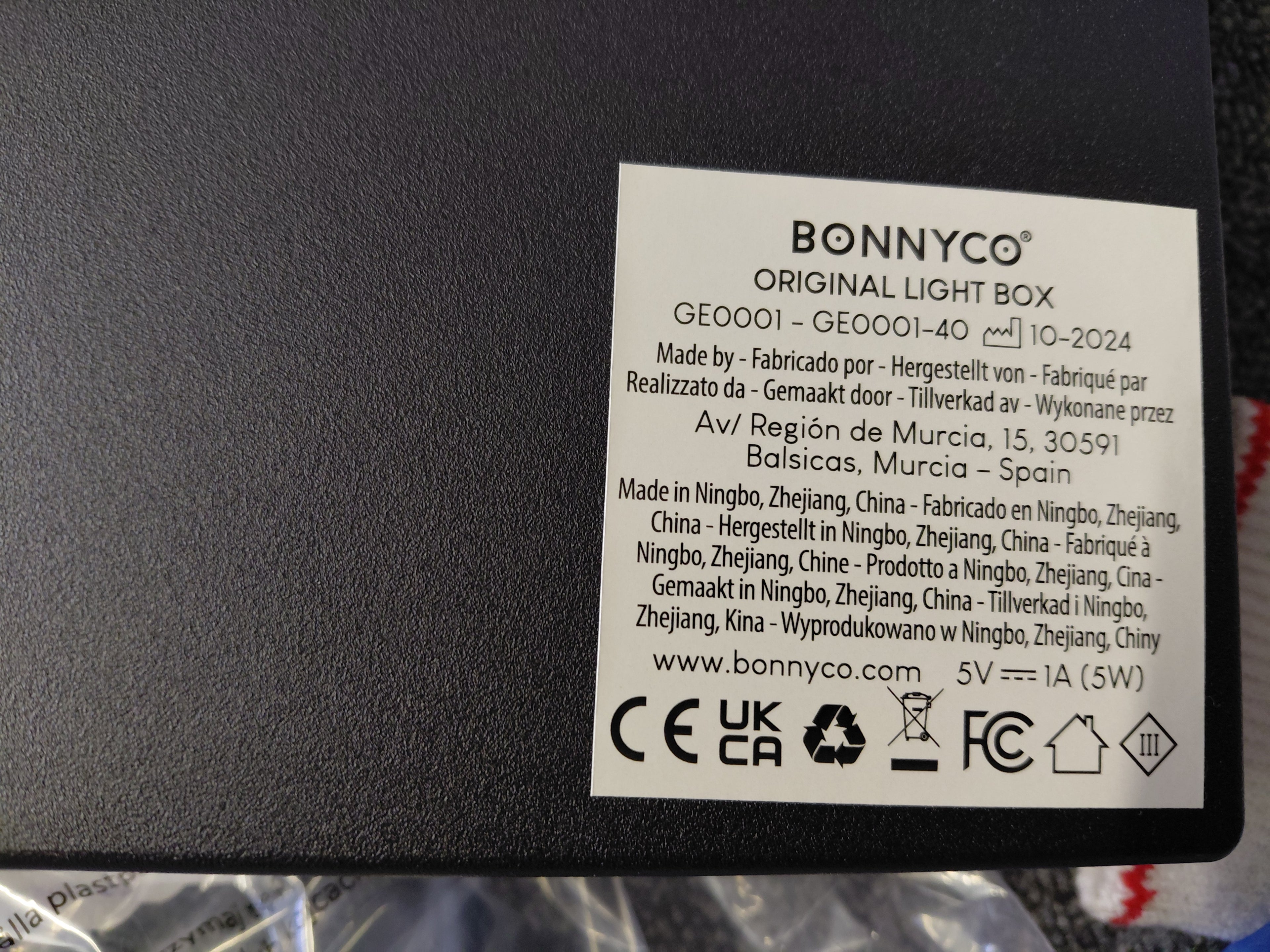 Bonnyco Original Light Box – LED Light Up Box 30x22 cm | OUTLET