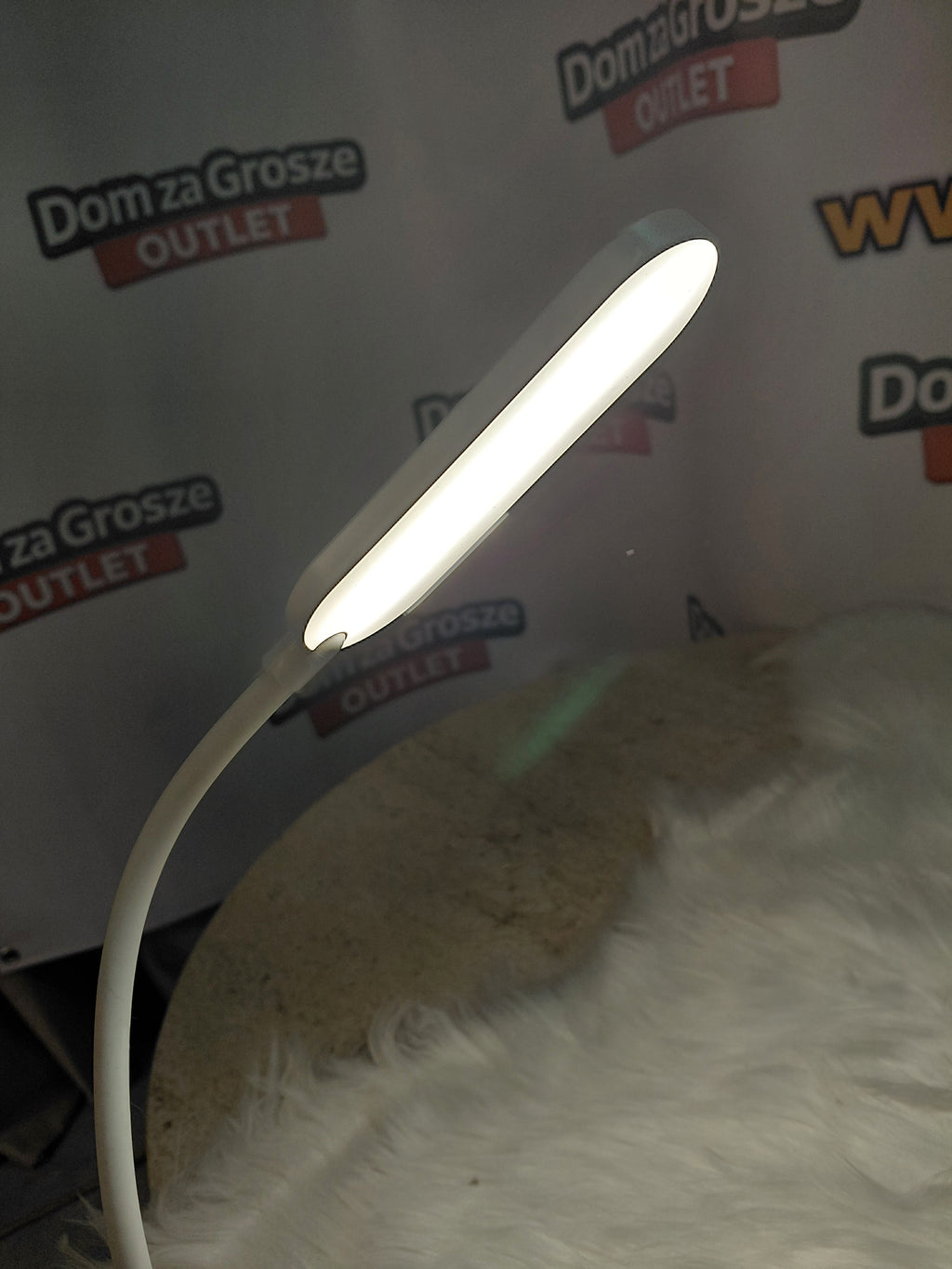 Aigostars FZ221212 Lampka LED Klips Elastyczna Szyja 2,5W USB Biurko Lektura