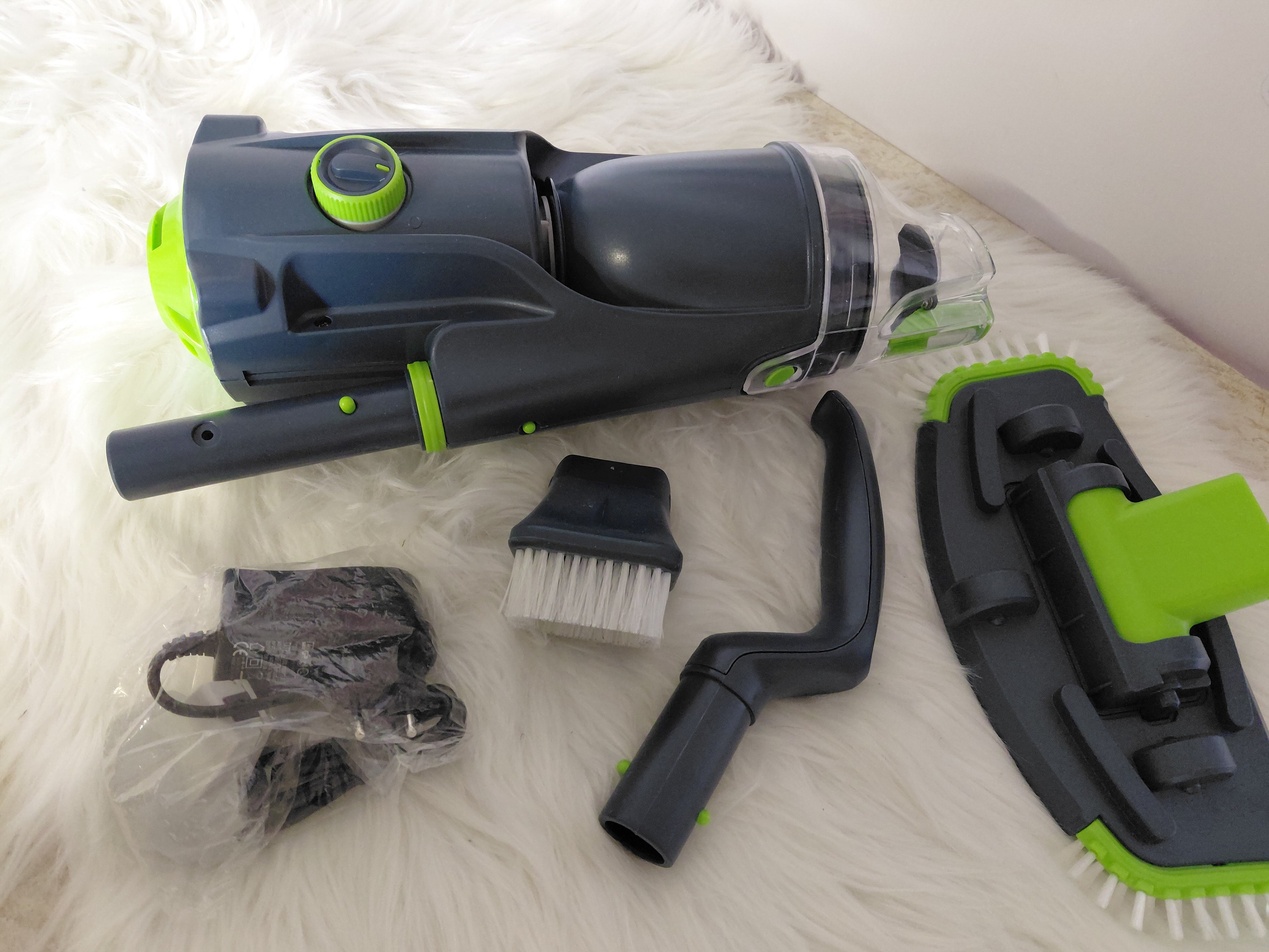 Kokido YZAKI 30 - cordless pool cleaner, 30 min, depth up to 3m!