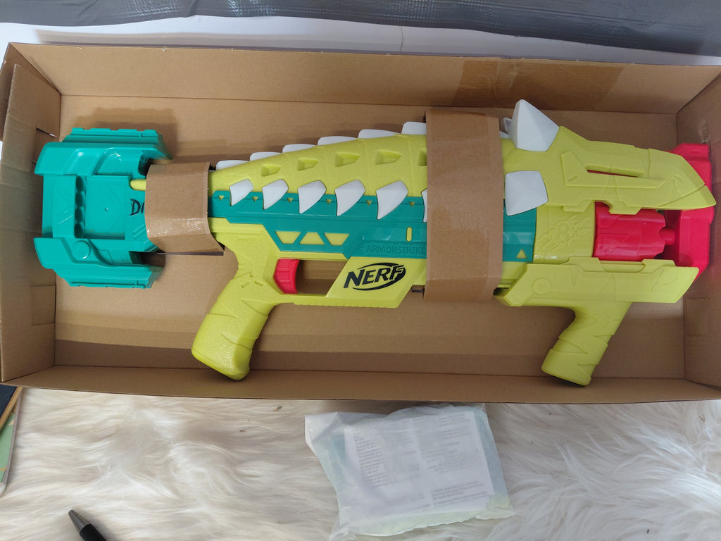NERF DinoSquad Stegosaurus Dart Blaster | Wyrzutnia Strzalek dla Dzieci 8+ | Dinozaur