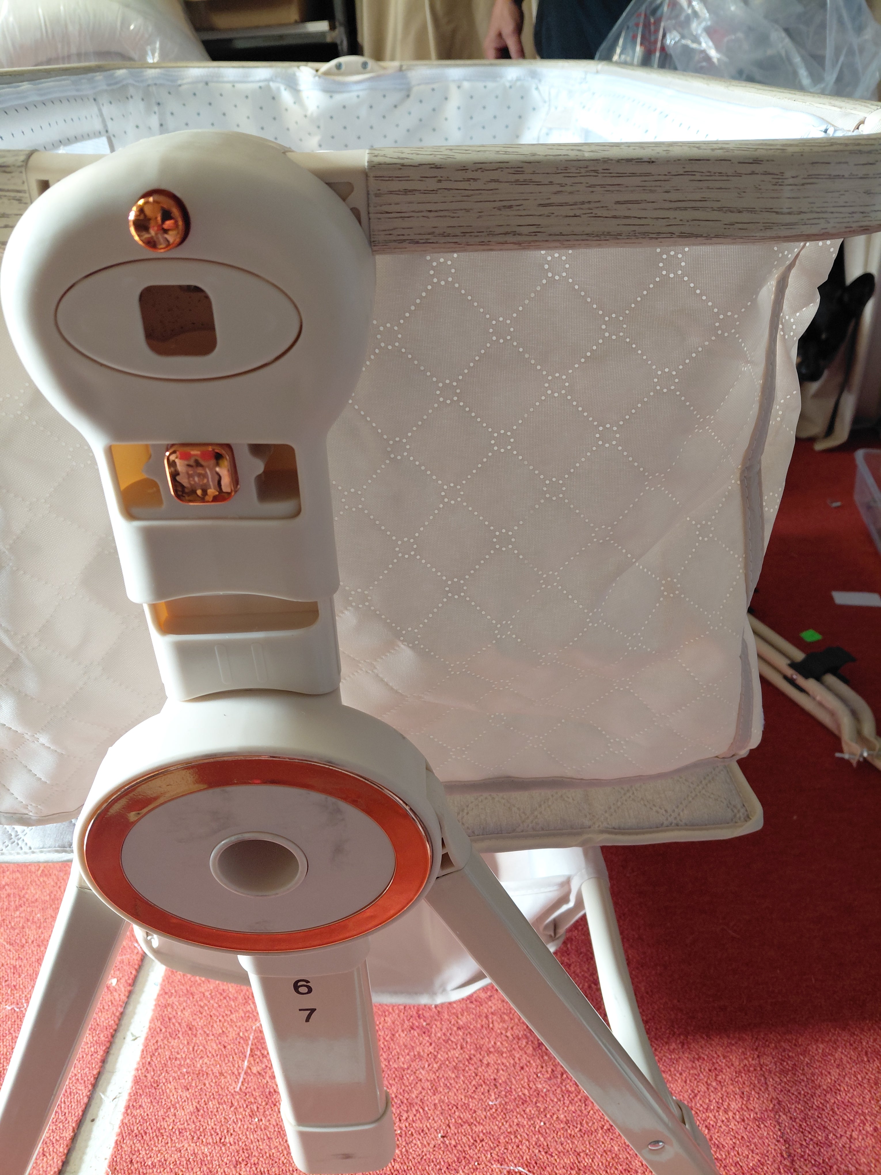Holavida Baby Bassinet Euro10 - składana kołyska niemowlęca z moskitierą