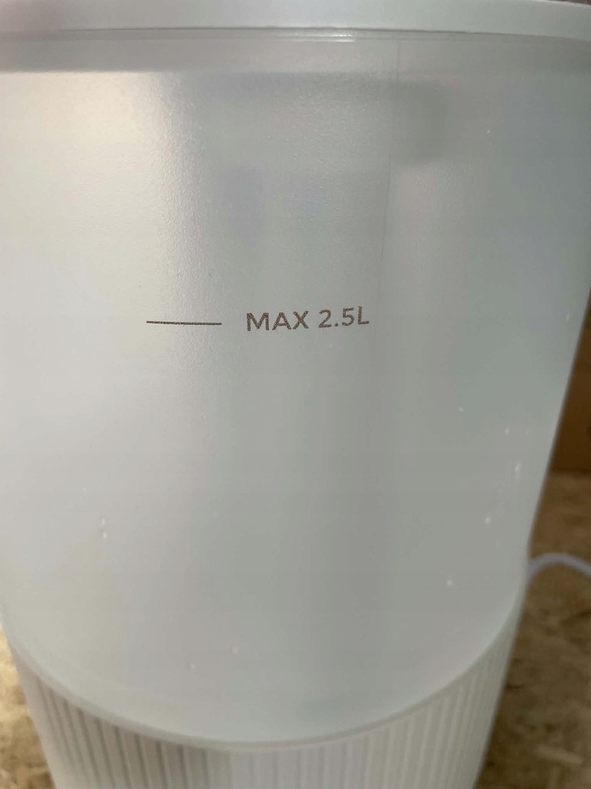 Nawilżacz parowy Aigostar mISTY 25 W 2,2 l biały