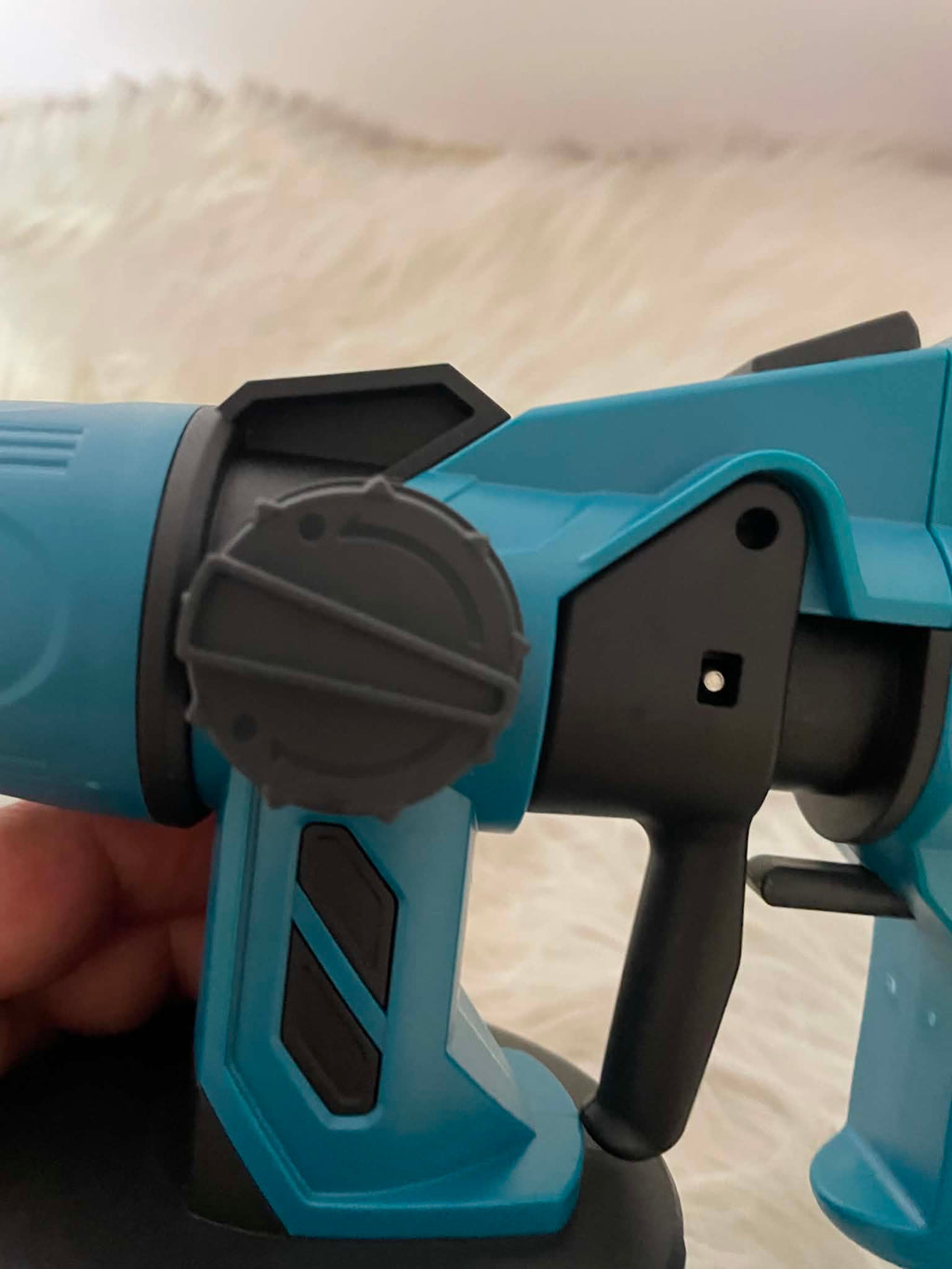 Bezprzewodowy pistolet natryskowy HVLP 200W – Malowanie bez kabli