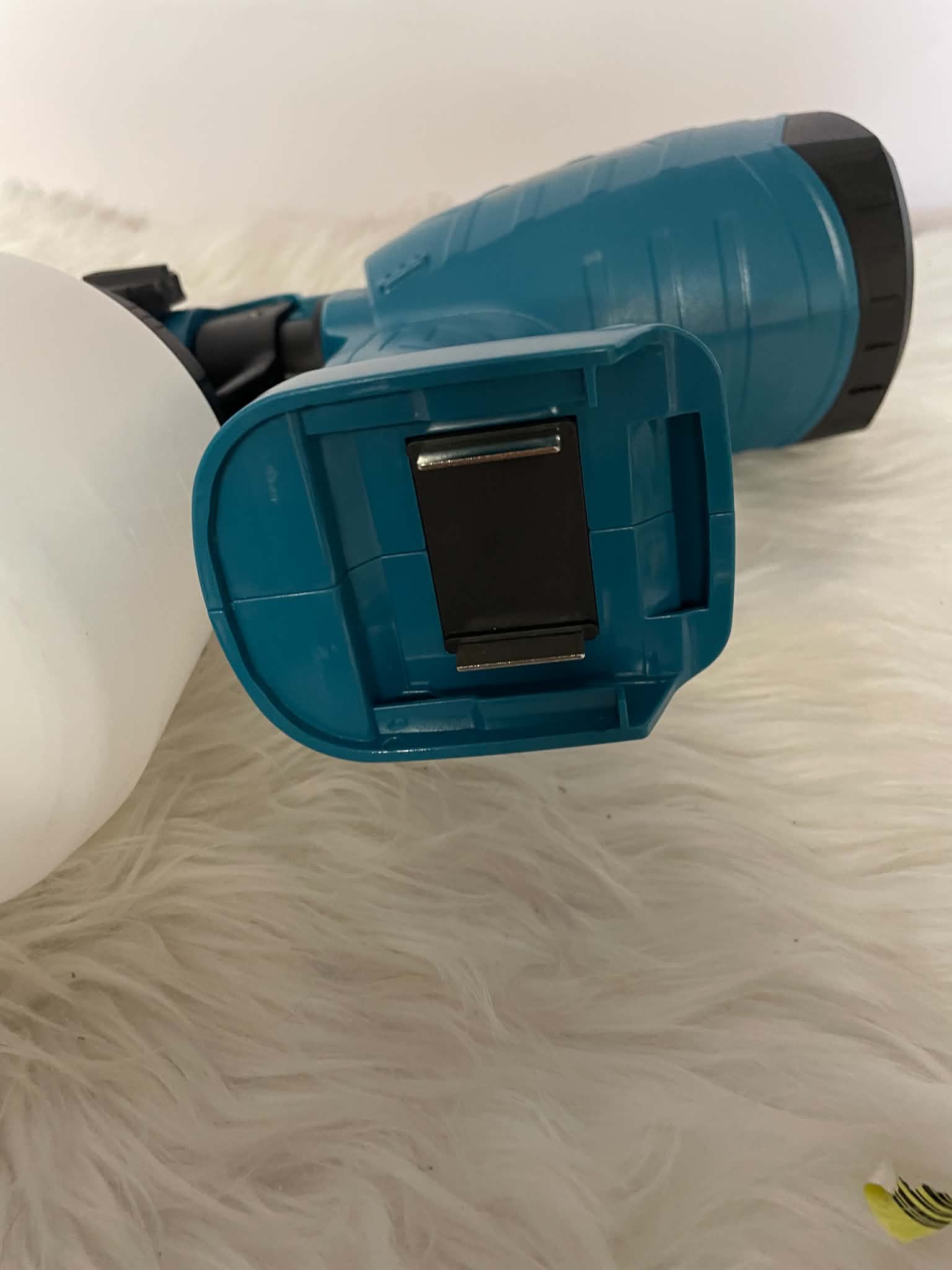 Bezprzewodowy pistolet natryskowy HVLP 200W – Malowanie bez kabli