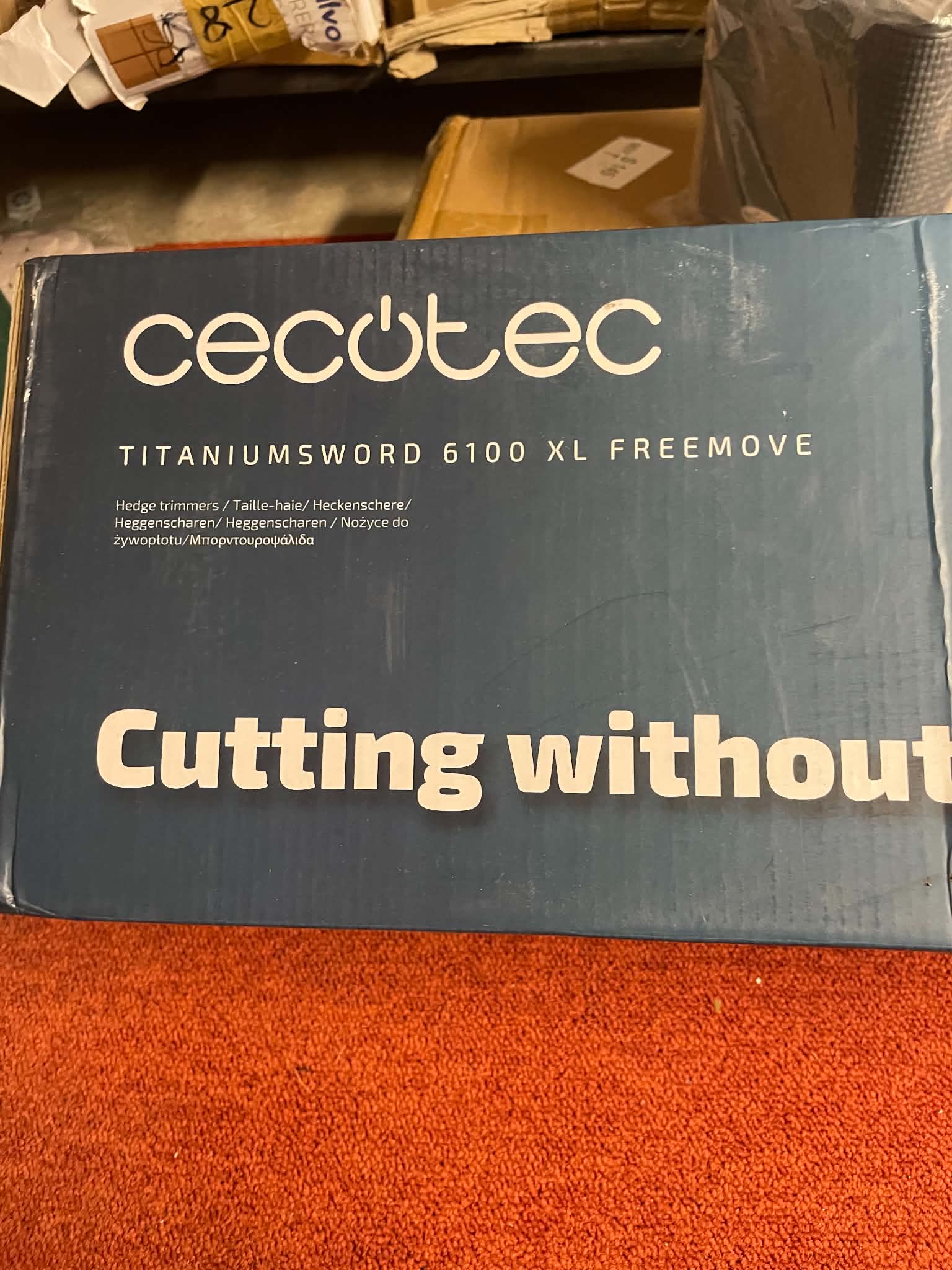 Cecotec TitaniumSword 6100 XL FreeMove Nożyce do żywopłotu akumulatorowe 21V 61 cm