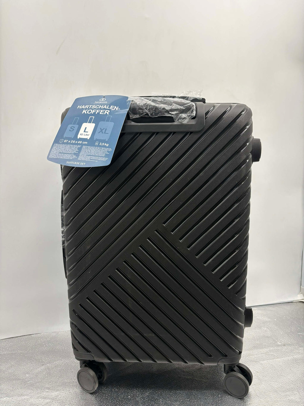 W949 HOMEWARE WALIZKA CZARNA 62L 67x26x46cm R.L