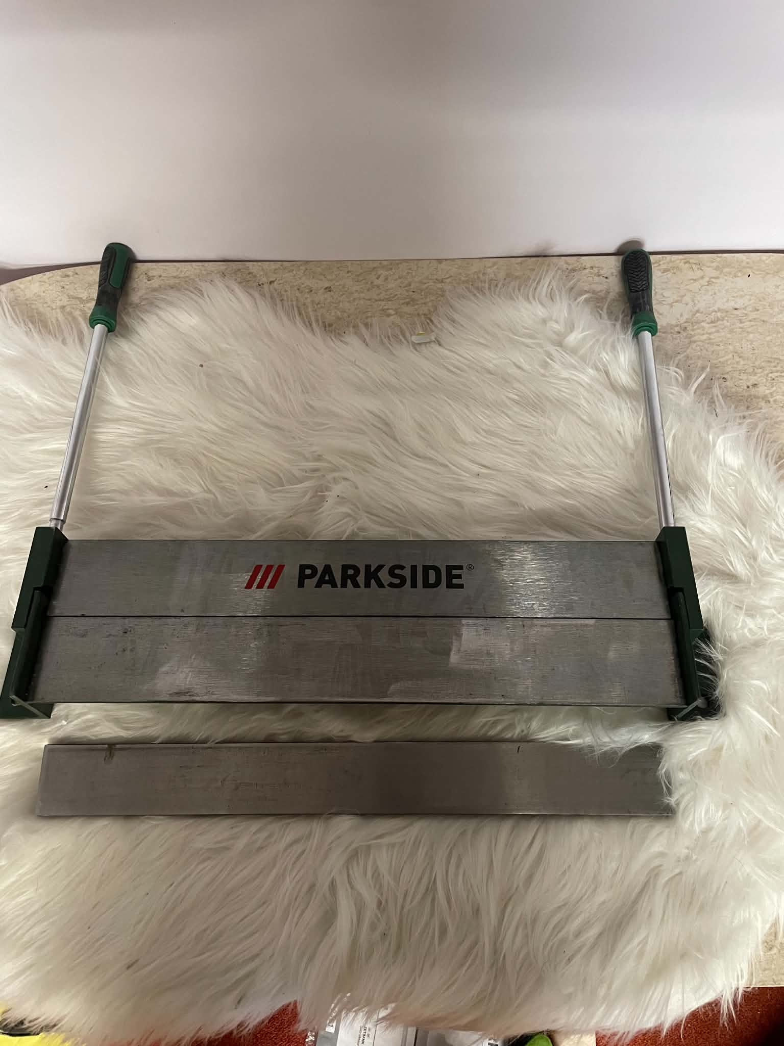 Giętarka do blachy Parkside – 460 mm